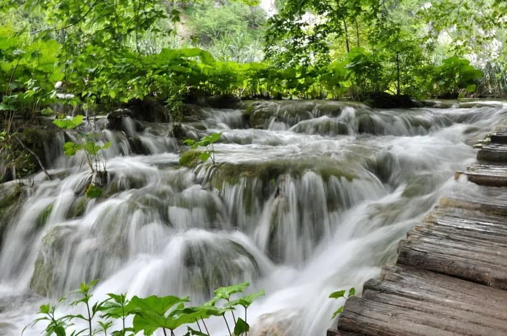 Cascades féeriques des lacs de Plitvice
