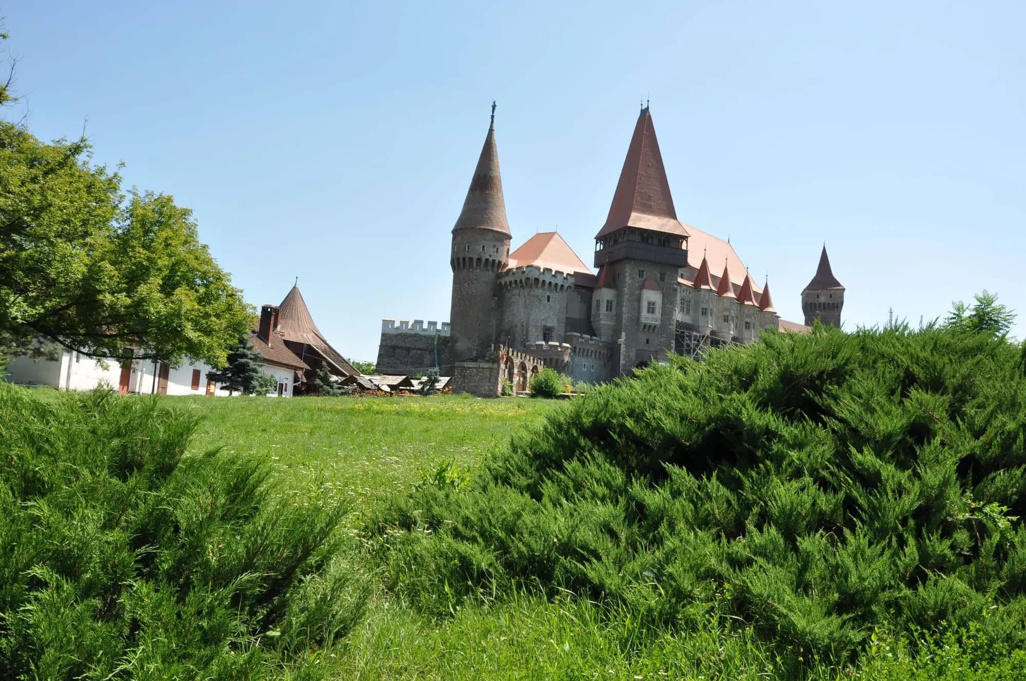 Chateau de Hunedoara vu de l'extérieur